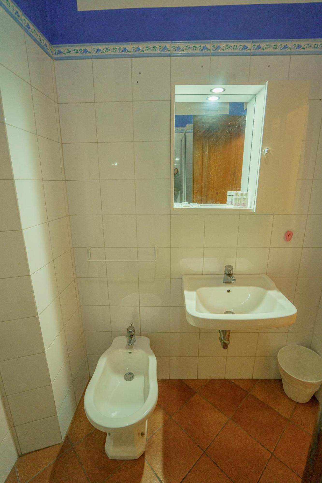 Tranquil Suite Near Museums And Train Station ฟลอเรนซ์ ภายนอก รูปภาพ