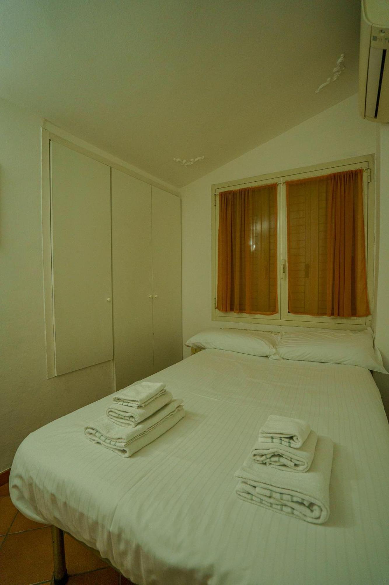 Tranquil Suite Near Museums And Train Station ฟลอเรนซ์ ภายนอก รูปภาพ