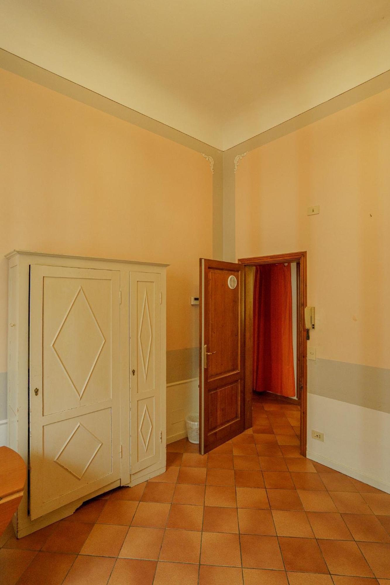 Tranquil Suite Near Museums And Train Station ฟลอเรนซ์ ภายนอก รูปภาพ